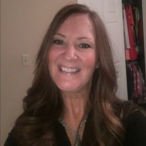 Meet your Posher, Deana